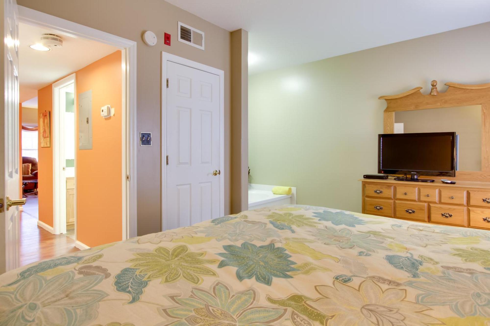 Parkway Condo About Walk To Island In Pigeon Forge! Exterior photo
